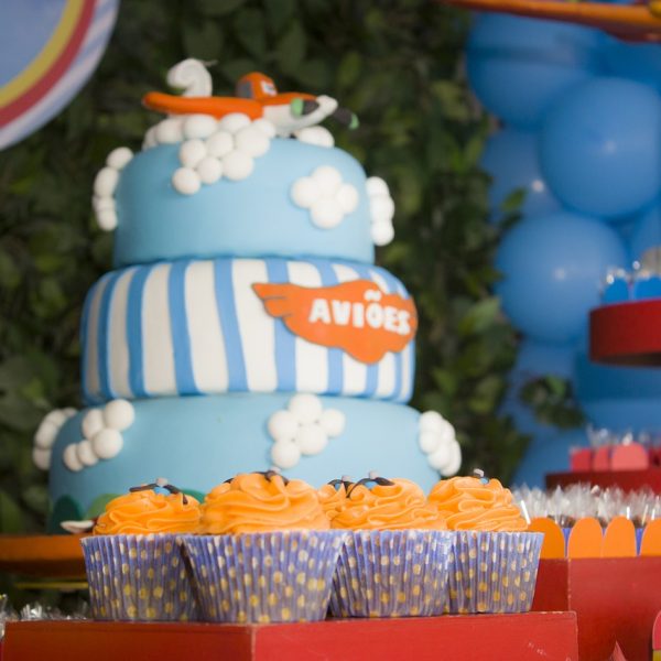 childrens-party-2404010_1280